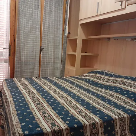 Orata 8c בית נופש *