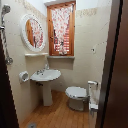 Orata 8c בית נופש פרינצ'יפינה א מארה